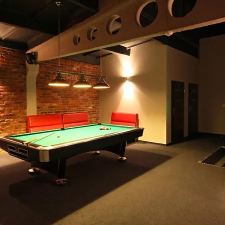 Malinowski Business 3*