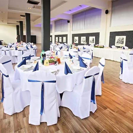 Malinowski Business 3* Hlivice
