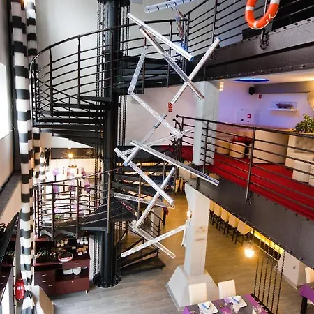 Hotel Malinowski Business