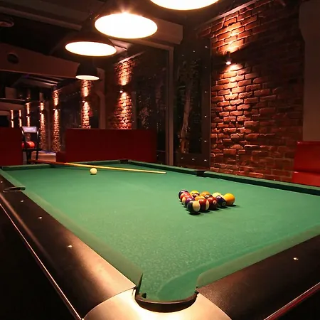 Malinowski Business Готель