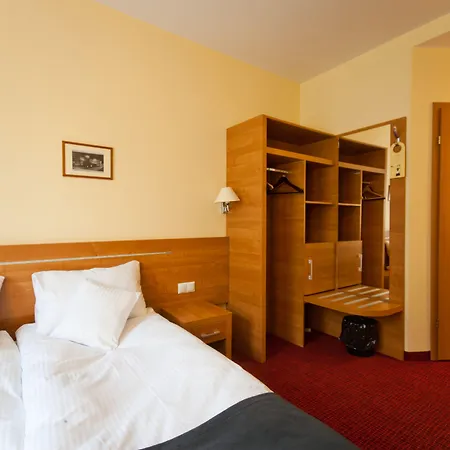 Malinowski Business Hotell 3*