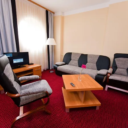 Hotell Malinowski Business 3*