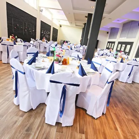 Malinowski Business 3* 글리비체