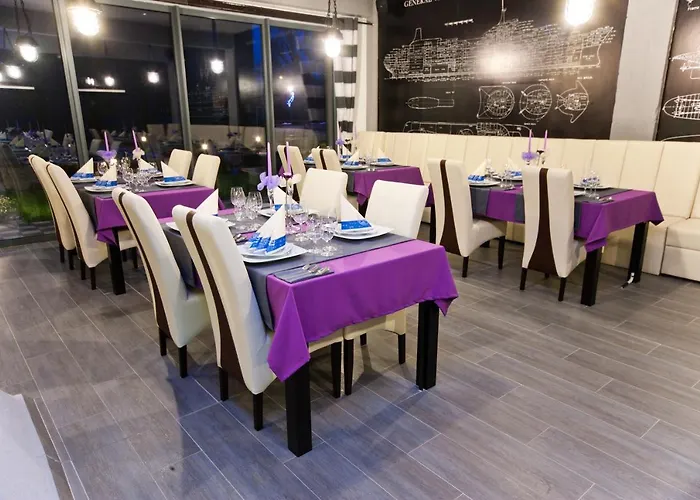 Hotel Malinowski Business