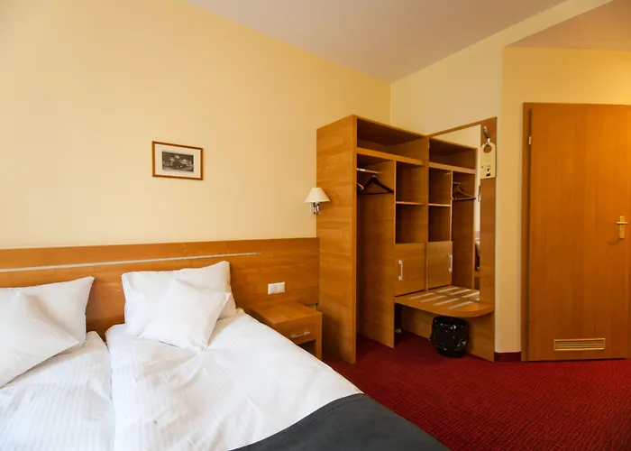 Malinowski Business Hotel 3*